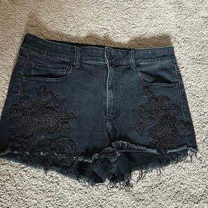 Hi-rise Shortie shorts in black